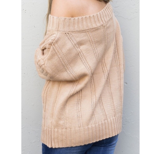 Beautiful Cream Sweater - Picture 5 of 5